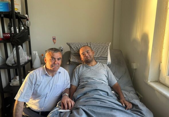 chaqiriq: mehmet uyghur: y&uuml;s&uuml;pjan&rsquo;gha yardem qilayli